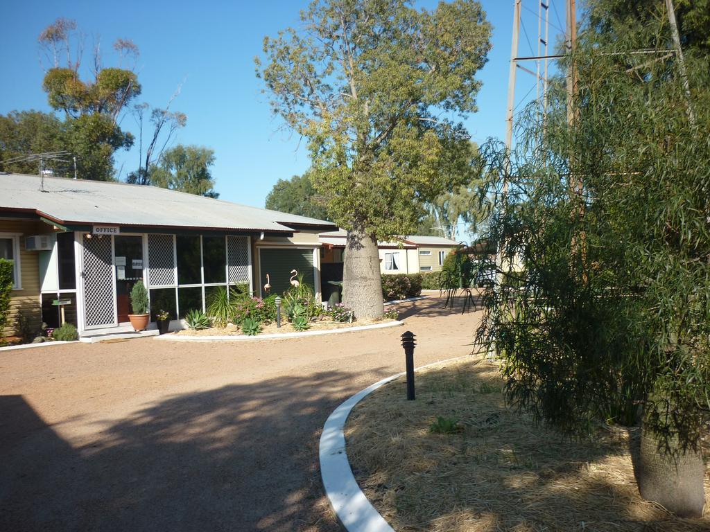 Roma Aussie Tourist Park Motel Dış mekan fotoğraf